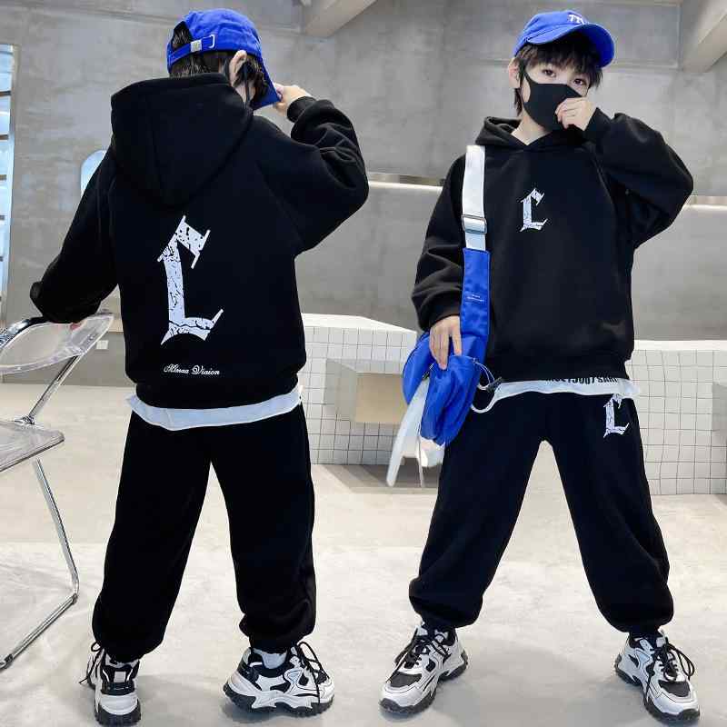 スウェット セットアップ キッズ 男の子 春秋 スポーツウェア 長袖 長ズボン プルオーバー フードなし 上下2点セット 綿混素材 アルファベット柄 ロゴ 韓国風 オルチャンスタイル カジュアル 部屋着 普段着 通園 通学 グレー ブラック