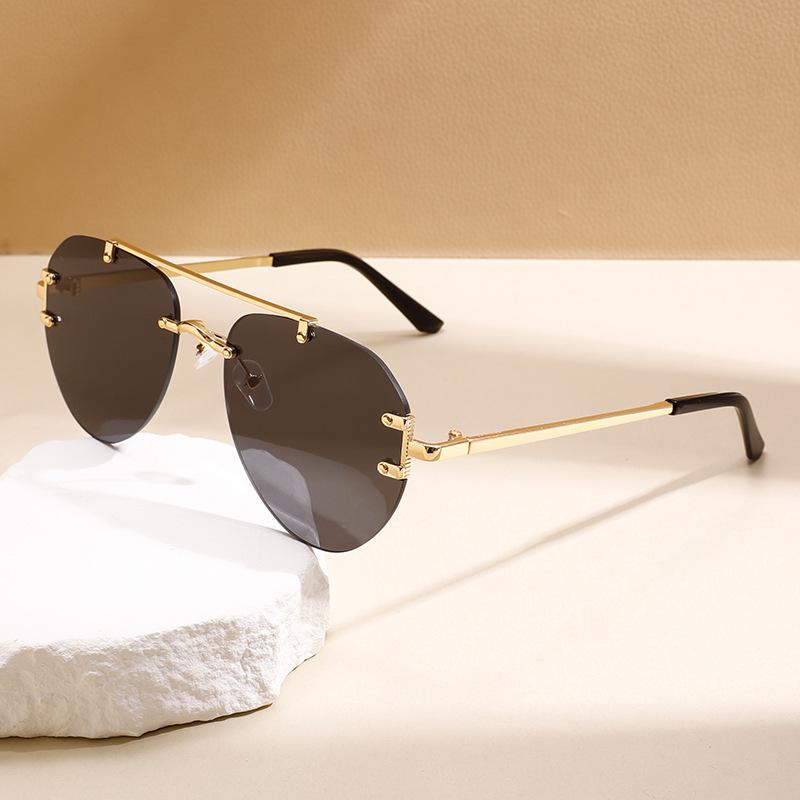 サングラス ダブルブリッジ アビエーター 紫外線カット UV400 PCレンズ メタルフレーム 高級感 おしゃれ 欧米風 カジュアル ドライブ 旅行 ファッションコーデ