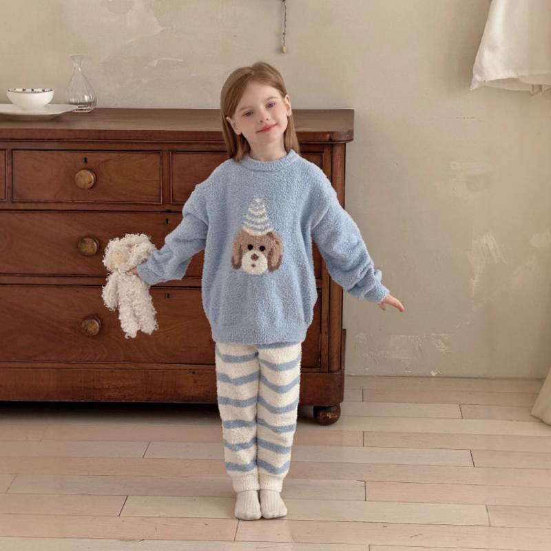 パジャマ ベビー キッズ 女の子 あったか 保温 もこもこ サンゴフリース かわいい キャラクター 秋冬 ルームウェア 部屋着 上下セット 韓国風