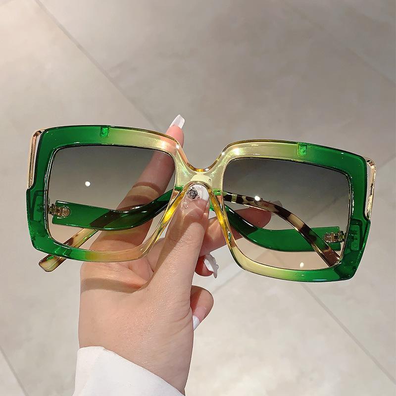 サングラス レディース メンズ UV400 紫外線カット 日焼け対策 おしゃれ 高級感 ビッグフレーム スクエア 軽量 PCレンズ カーブテンプル ドライブ 運転 旅行 レジャー サイクリング アウトドア 通勤 街歩き 春夏(4)