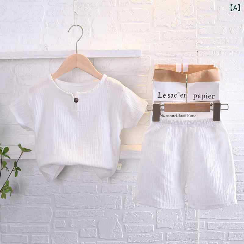 ・カテゴリ: 子供用セットアップ・対象性別: 男女共用・スタイル: カジュアル・セット内容: トップス、パンツ（2点セット）・対象年齢: 1～3歳（身長80～100cm）・袖丈: 半袖・パンツ丈: ショートパンツ・厚さ: 薄手・柄: 無地・主な素材: 綿 ・安全基準: A類・合わせ方: プルオーバー・カラー展開: ホワイト、ダークグリーン、カーキ、イエロー、ライトブルー、アイボリー・サイズ展開: 80cm、90cm、100cm、110cm、120cm