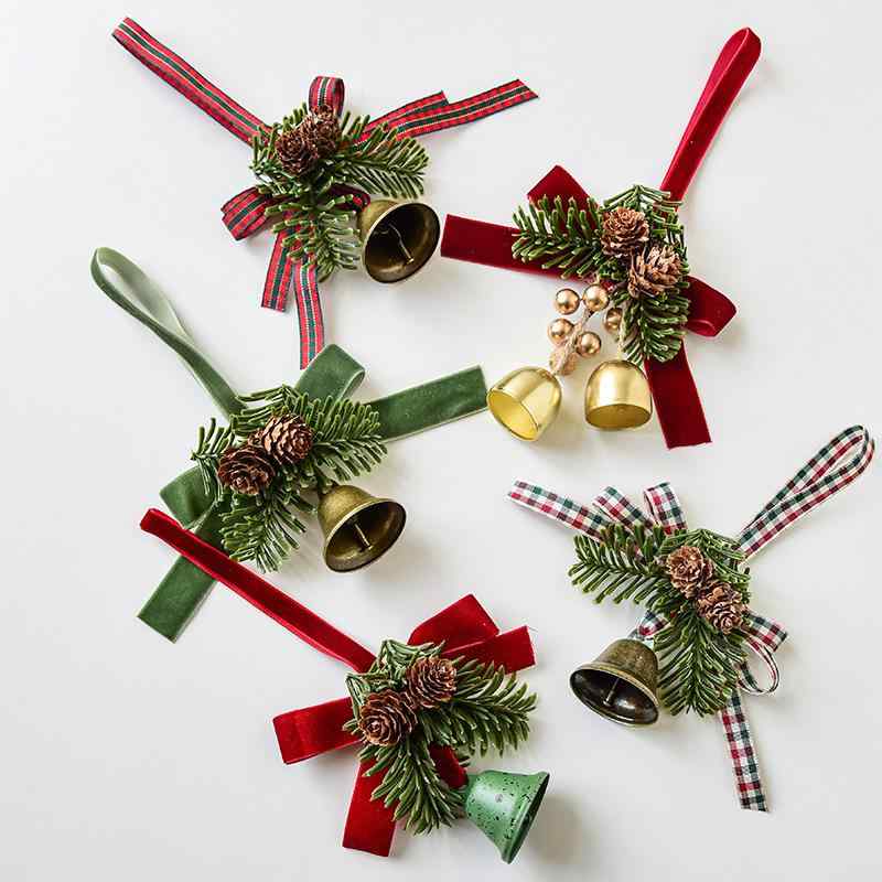 クリスマスデコレーション 松ぼっくり リボン ベル オーナメント アイアン製 車用ハンギング DIY クリスマスツリー ミニオーナメント おしゃれ かわいい インテリア雑貨