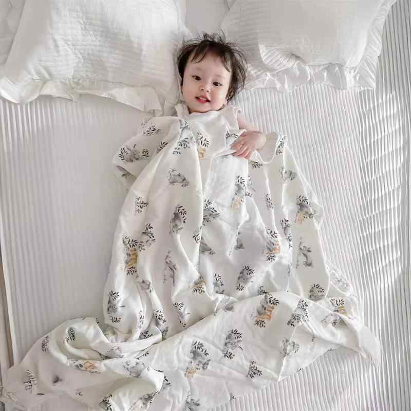 ベビー バスタオル 大判 120×150cm 竹繊維 四重ガーゼ 吸水速乾 通気性 肌に優しい ブランケット おくるみ 掛け布団 春夏秋 赤ちゃん かわいい動物柄 Aクラス安全基準