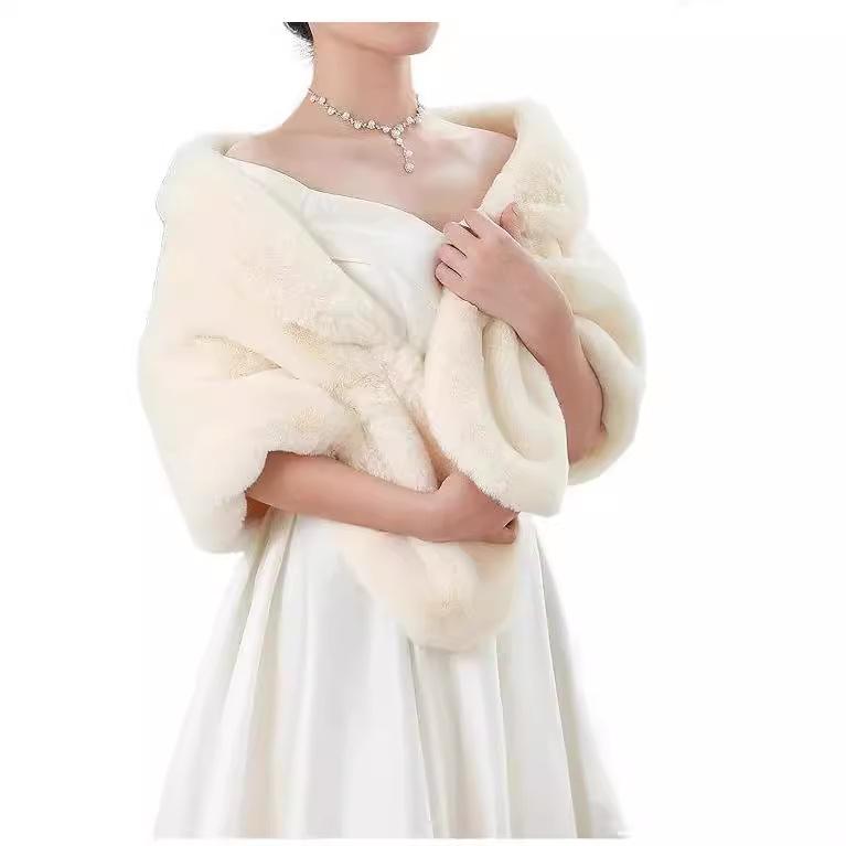 ショール レディース クリスマス ドレス パーティー 着回し フェイクファー 毛皮 ケープ ポンチョ ジレ..