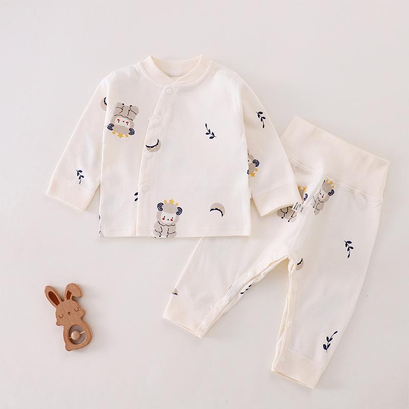 ・カテゴリ: 子供用肌着・性別: ユニセックス・対象年齢: 新生児（0〜1歳、80cm以下）・ネックライン: クルーネック・厚さ: 通常・主な素材: 綿100%・生地名: コーマ綿・生地加工: 起毛、柔軟加工・機能: 吸湿速乾・柄: アニマル、ストライプ、チェック、無地、キャラクター、レター、カモフラージュ、花柄、抽象柄、ドット、レオパード・デザイン要素: スポーツ、ボヘミアン、田園風、キュート、カラーブロック・デザイン展開: 子羊、星のくま、くまの頭、パラシュート・サイズ展開: 59cm、66cm、73cm、80cm、90cm・安全等級: Aクラス