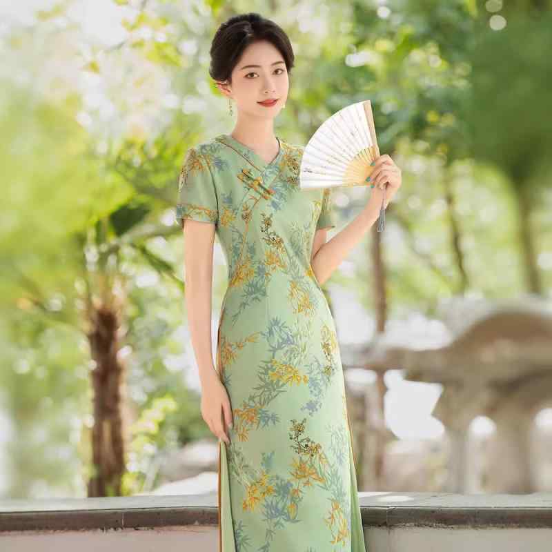チャイナドレス レディース ロング丈 改良型 新中華風 レトロモダン ヴィンテージスタイル スタンドカラー 三分袖 サイドスリット コットン素材 エレガント ライトグリーン アオザイ ワンピース(4)