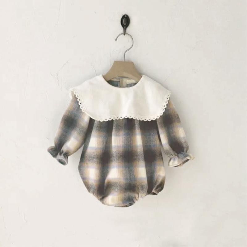 ベビー服 女の子 韓国風 フリル 大きめ襟 丸襟 パフスリーブ 長袖 ロンパース カバーオール 肌に優しい 綿 ポリエステル混紡 プルオーバー 春秋 赤ちゃん 新生児 普段使い