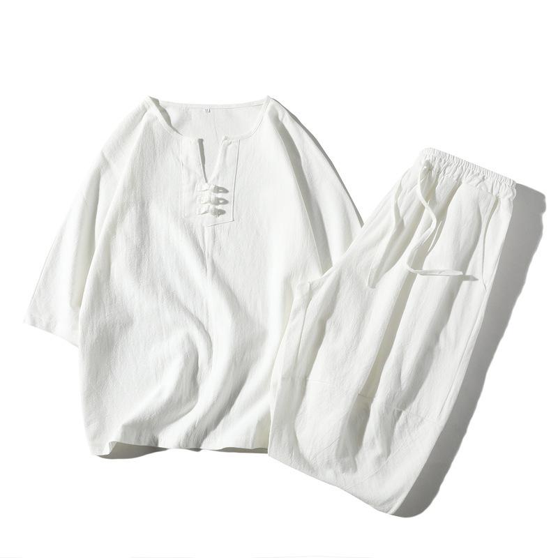 ・スタイル: カジュアル・厚さ: 普通・パンツ丈: 七分丈・トップスタイプ: Tシャツ・トップス袖丈: 半袖・適用シーン: カジュアル・カラー展開: ホワイト、ブラック、ダークグレー、ライトグレー・サイズ展開: M、L、XL、XXL、3XL、4XL、5XL・製品カテゴリ: メンズカジュアルセットアップ