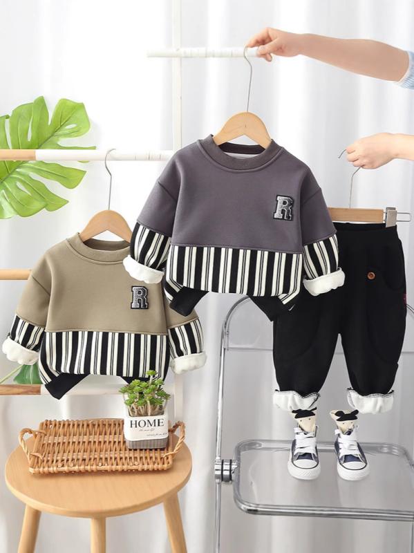 スウェット セットアップ キッズ 男の子 ベビー 幼児 春秋 柔らか肌触り コットンブレンド 股下スナップ ユニセックス R字切り替え 韓国風 おしゃれ トレーナー 上下セット 2点セット キャラクタープリント 普段着 ルームウェア