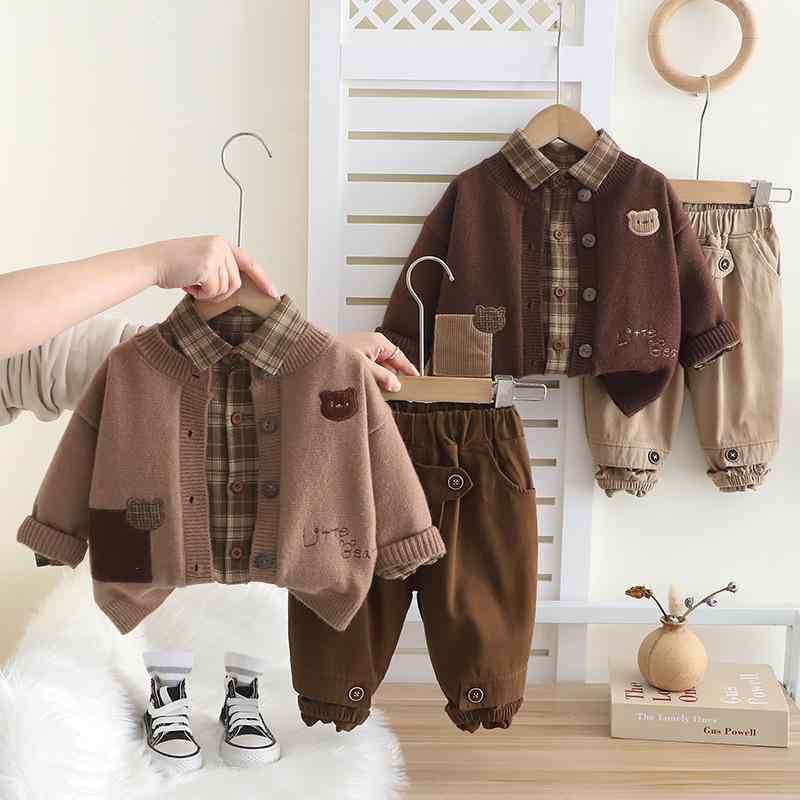 キッズ 男の子 春秋 長袖 クマ柄 ニット パンツ 3点セット セットアップ 韓国風 おしゃれ カジュアル 綿 コットン 柔らかい ベビー 幼児 80cm 90cm 100cm ブラウン