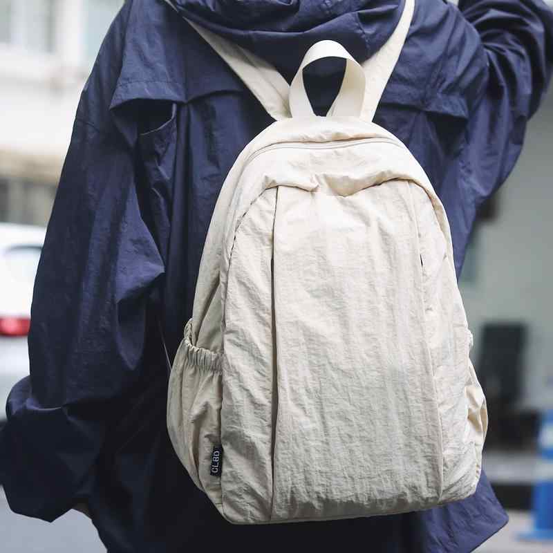 リュックサック レディース 防水 軽量 大容量 PC収納 A4対応 通学 通勤 韓国風 森ガール風 スクールバッグ ナイロン デイリーユース おしゃれ かわいい 高見え