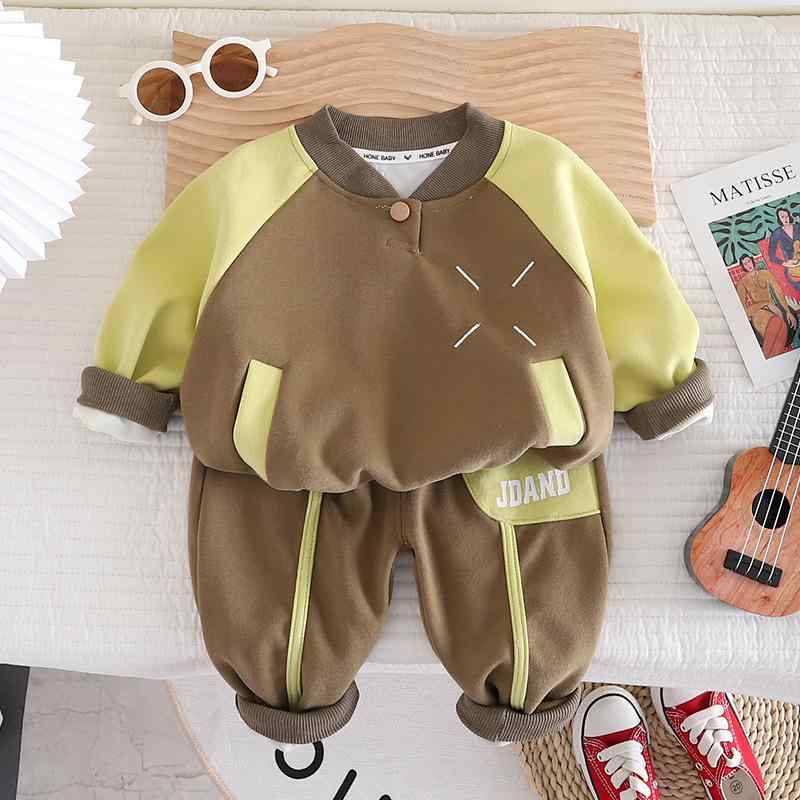 セットアップ キッズ 男の子 長袖 綿混 柔らかい肌触り 切り替え スウェット パンツ 2点セット カジュアル 韓国風 アルファベット柄 普段着 ルームウェア 通園 通学 春秋 幼児服 小学生向け