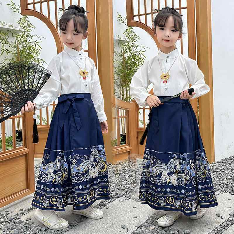 漢服 男の子 ソフトな肌触り 花柄 綿裏地 馬面スカート セットアップ 古風 新中国風 唐装 民族衣装 春..