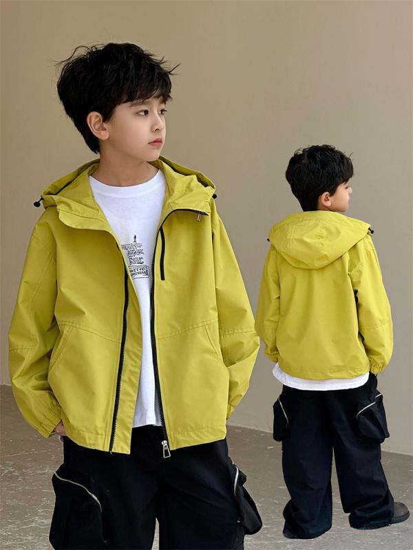 ジャケット キッズ 男の子 ボーイズ ジュニア 防風 フード付き ウィンドブレーカー マウンテンパーカー..