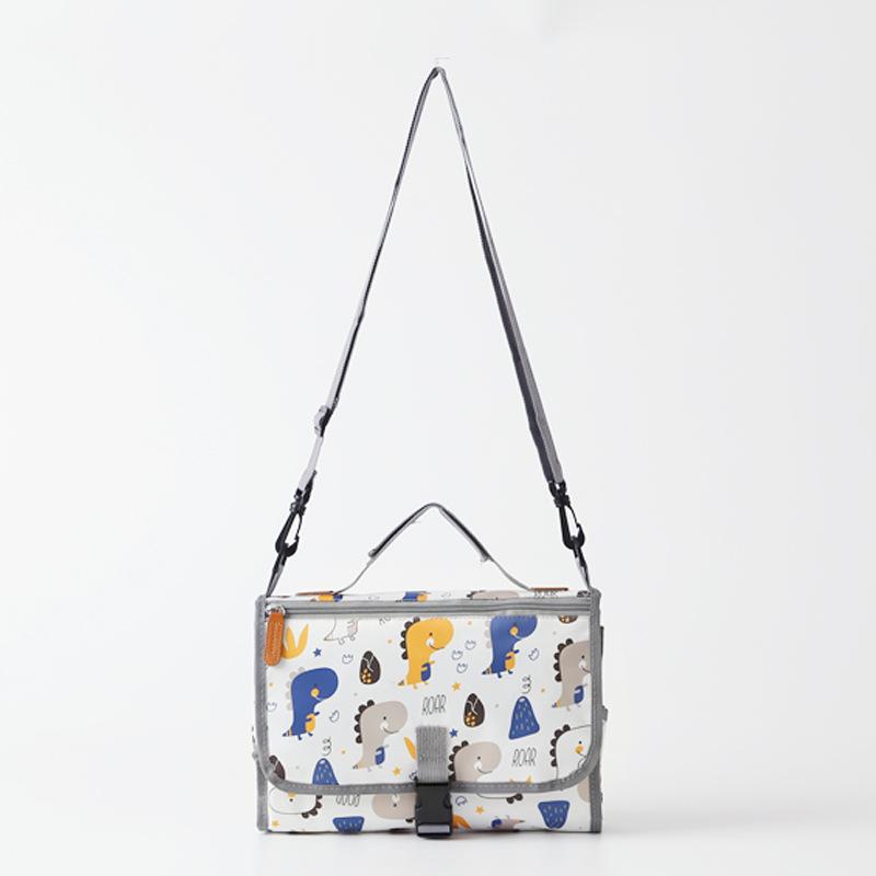 ベビーカーバッグ ベビー 赤ちゃん 防水 多機能 ポータブル 折りたたみ おむつ替えシート内蔵 吊り下げ..