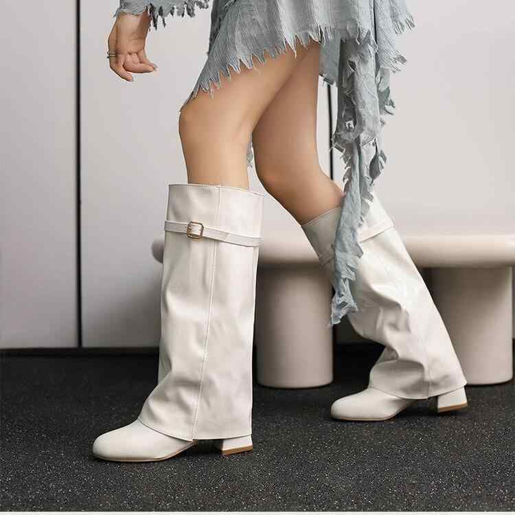 レディース ブーツ 秋冬 ミドル丈 ラウンドトゥ エナメル ベルトバックル チャンキーヒール 4.5cmヒール 裏地起毛 ラバーソール 防滑 履きやすい 歩きやすい 通勤 オフィス デイリー