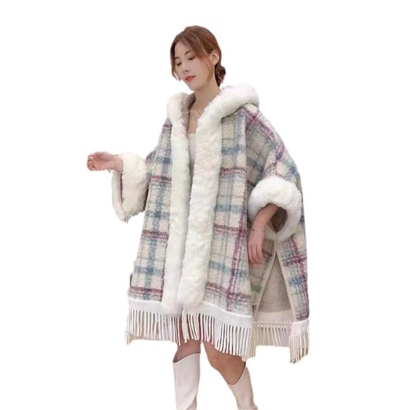 ショール レディース フード付き ポンチョ 裏起毛 厚手 防寒 暖かい エコファー襟 フリンジ ウール調 ..