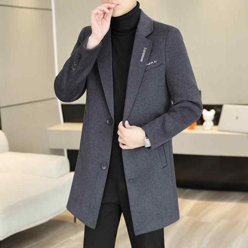 ・カテゴリ: コート・スタイル: 韓国風・シルエット: スリムフィット・厚さ: 普通・前立て: シングルブレスト・対象: 青年層・主な素材: 羊毛50.5%・裏地: ポリエステル・着用シーン: カジュアル・襟型: テーラードカラー・柄: 無地・加工: 刺繡・ディテール: ポケット装飾・ポケット: サイドシームポケット・裾デザイン: ストレートヘム・カラー展開: グレー、ブラック、ワインレッド・サイズ展開: M、L、XL、XXL、XXXL、XXXXL、5XL