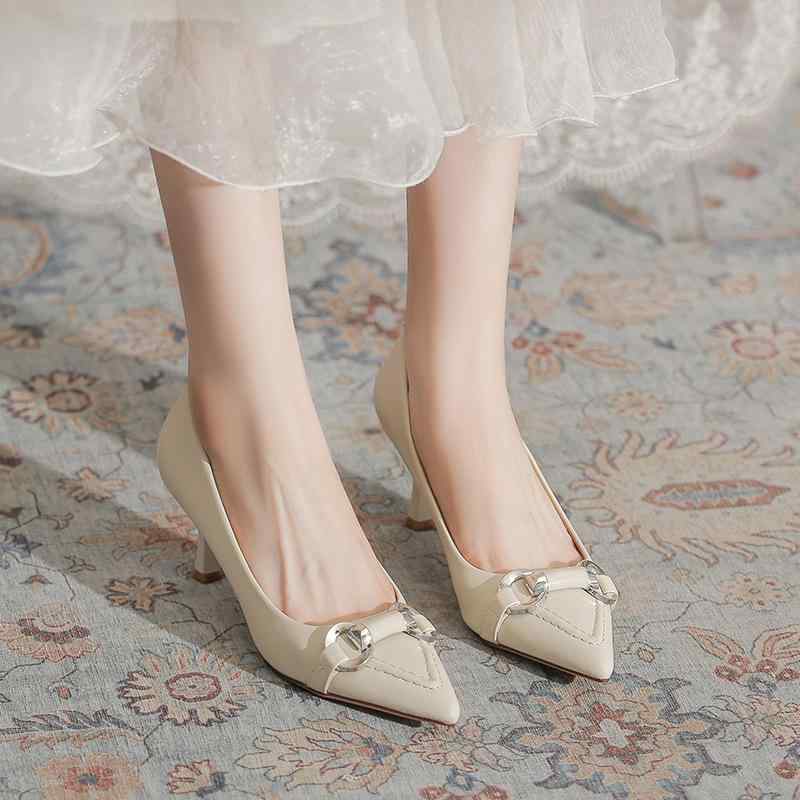 パンプス レディース ピンヒール ポインテッドトゥ 6cm 8cm ハイヒール フレンチデザイン 個性的 浅め おしゃれ 万能 通勤用 スリッポン 春夏