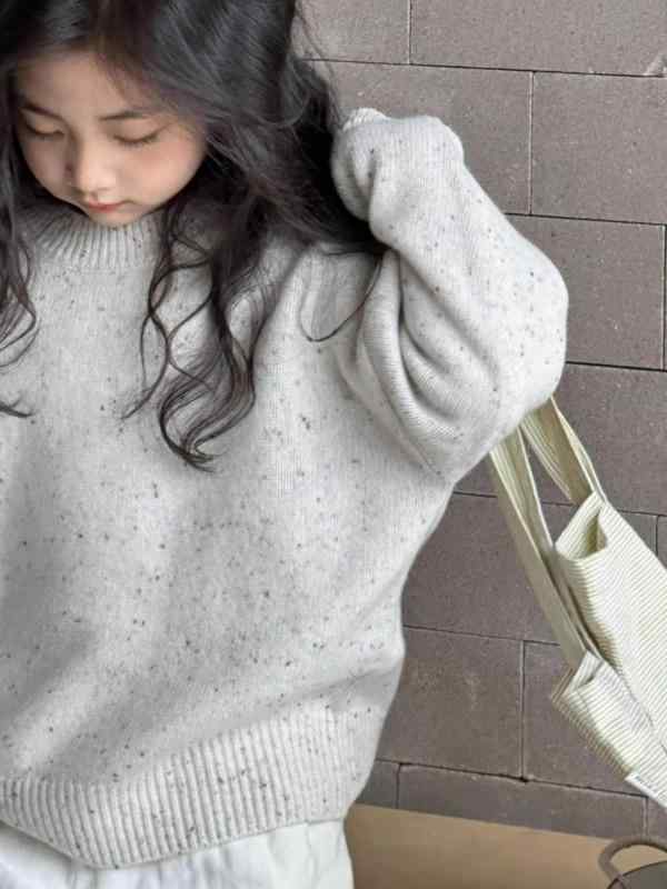 ニットセーター 女の子 男女兼用 キッズ ジュニア 小中学生 秋冬 ラウンドネック プルオーバー 厚手 長袖 無地 アクリル インナー オシャレ 韓国風 かわいい