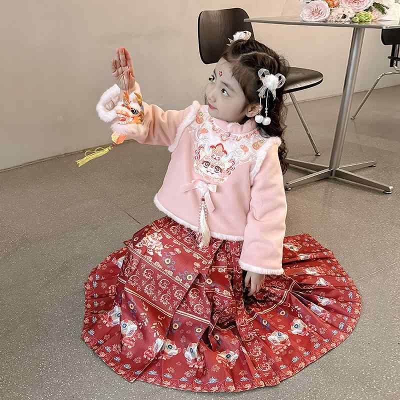 漢服 キッズ 女の子 冬用 厚手 中綿入り 防寒 あったか 唐装 セットアップ 馬面スカート 中国風 古典風..