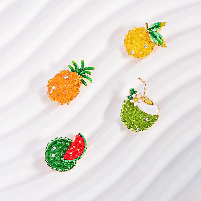 ブローチ レディース かわいい 小さめ 個性的なデザイン スイカ パイナップル フルーツモチーフ ラペル..