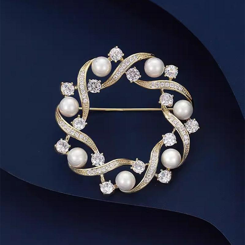 ブローチ レディース 合金製 気品 パール サークル 高級感 繊細 ジルコニア 個性的 デザイン 日韓風 フェミニン スーツ フォーマル アクセサリー 結婚式 パーティー 入学式 卒業式