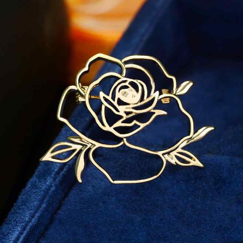 ブローチ レディース 高級感 エレガント 気品 優雅 透かし彫り ローズ バラ 韓国風 シンプル ジルコニ..