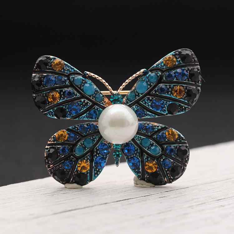 ブローチ レディース 復古風 ジルコニア エナメル加工 カラフル 蝶々モチーフ アンティーク調 エレガント シンプルデザイン 上品な輝き 合金製 アクセサリー ワンポイント 普段使い パーティー 結婚式 卒業式 入学式
