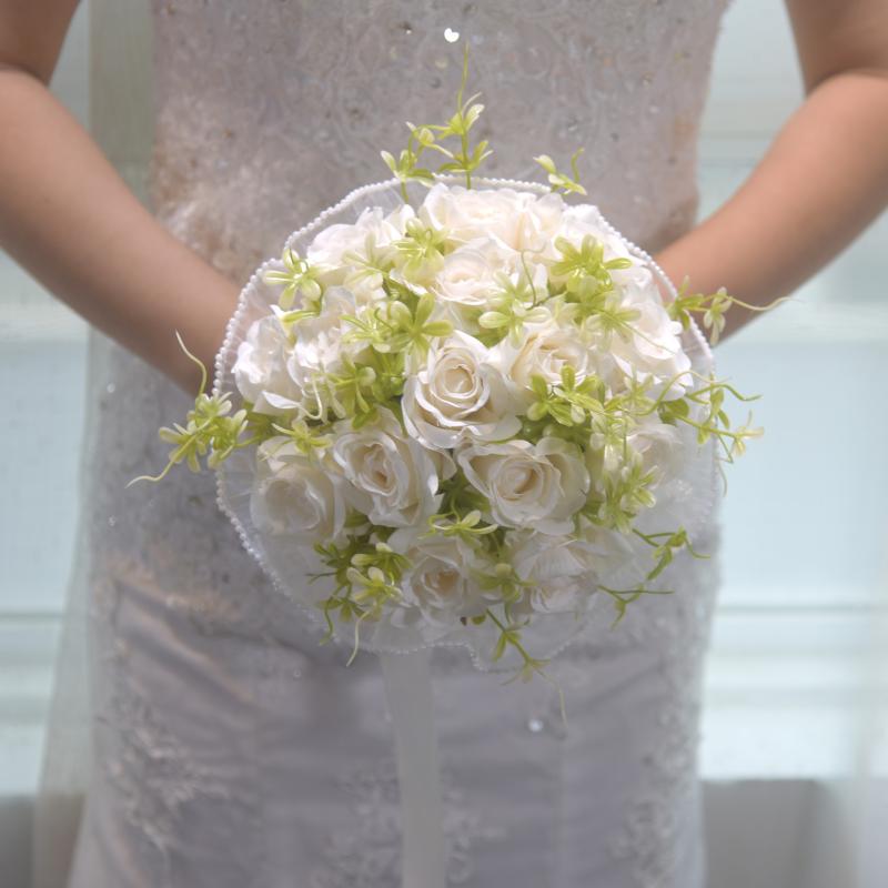 ブーケ レディース ウェディング 結婚式 捧花 造花 ローズ リアル シルクフラワー 枯れない 花嫁 ブラ..