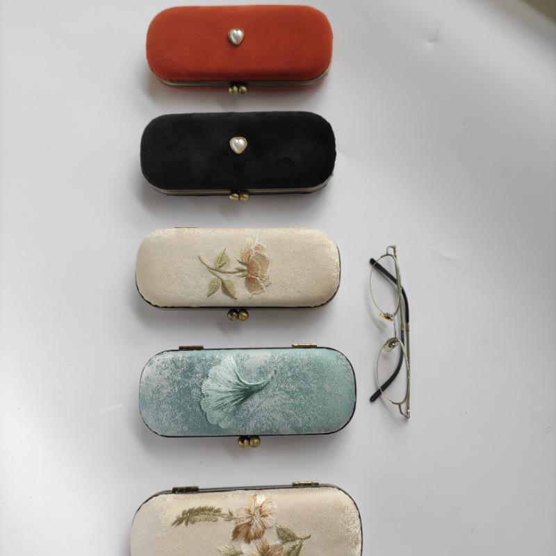 眼鏡ケース レディース 手刺繍 ベルベット レトロ クラシック 布製 ポータブル サングラス 保護 収納ボ..