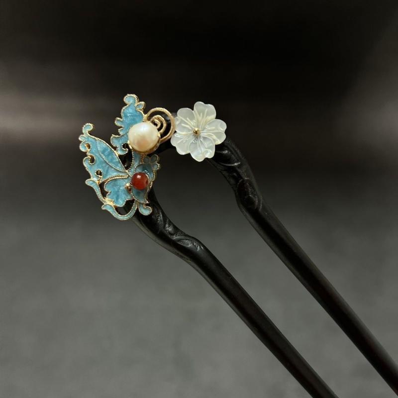 かんざし レディース 高級感 揺れる 手作り U字型 新中華風 パール 蝶々 焼青 貝殻モチーフ 白檀 彫刻 まとめ髪 ヘアアレンジ 和装 着物 浴衣 卒業式 成人式 パーティー アップスタイル