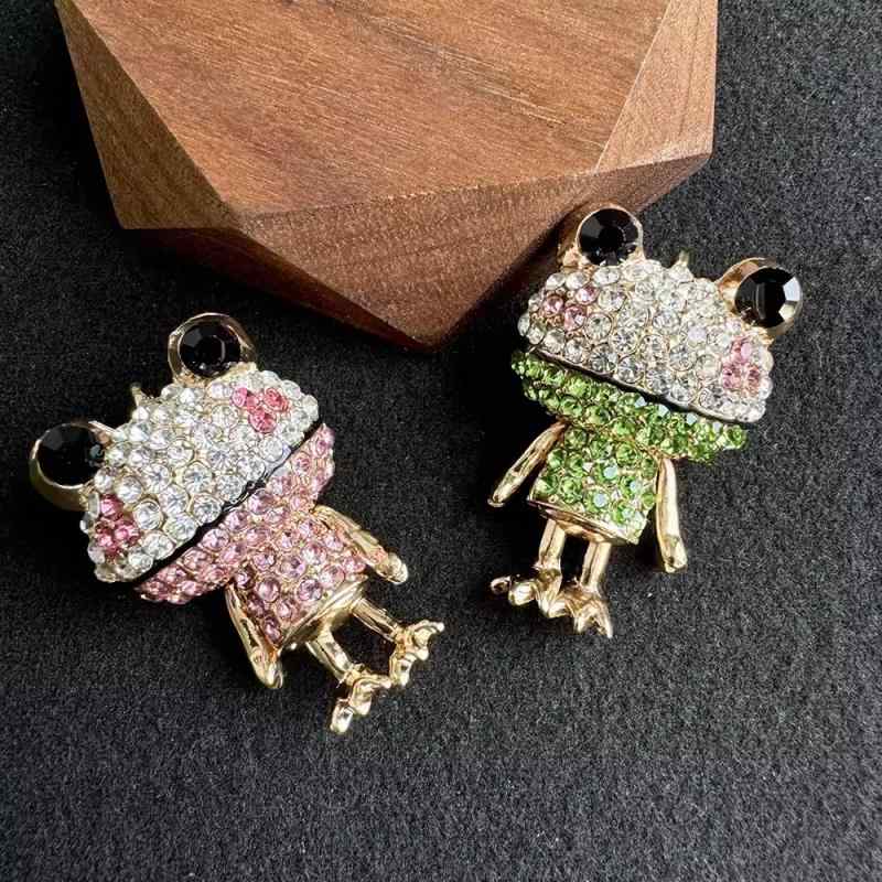 ブローチ レディース かわいい ユニーク 大口カエル キャラクター 動物 ラインストーン キラキラ 合金..