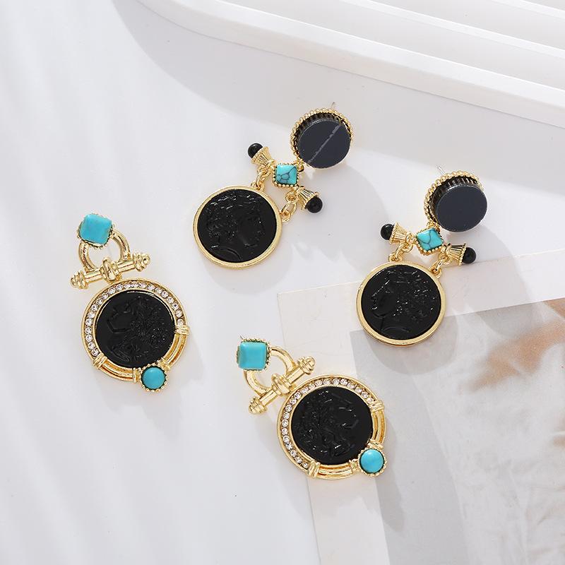 ピアス レディース ヴィンテージ風 レトロ アンティーク調 S925シルバーポスト ジルコニア 凝ったデザイン マットゴールド 黒色 人物モチーフ 幾何学模様 クール 高見え 個性的 おしゃれ 耳飾り(4)