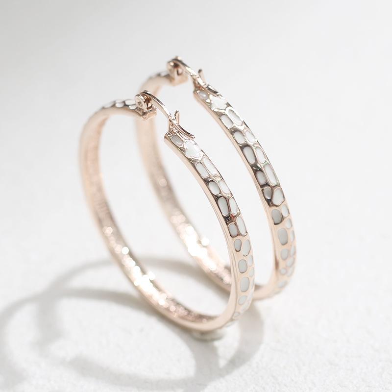 ピアス イヤリング レディース 欧米風 個性的 大胆 華やか 大きめ フープ エナメル加工 合金 ゴールド