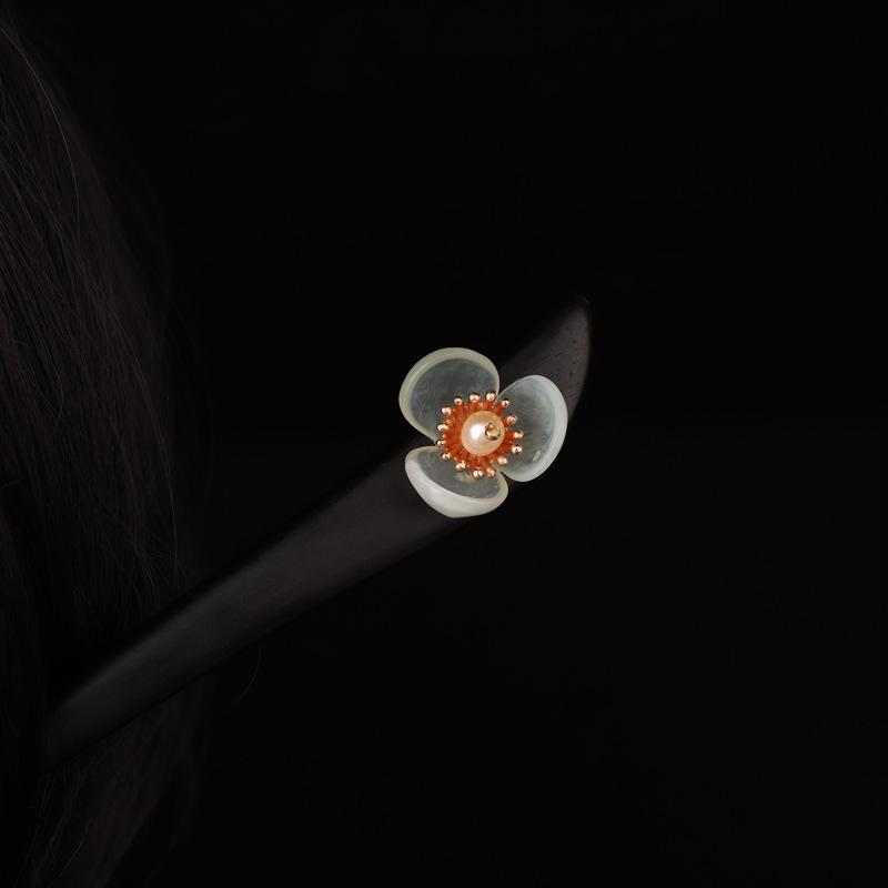 かんざし レディース 岫玉 パール 白檀木 フラワーモチーフ ハンドメイド モダンクラシック 和風 古典 ..