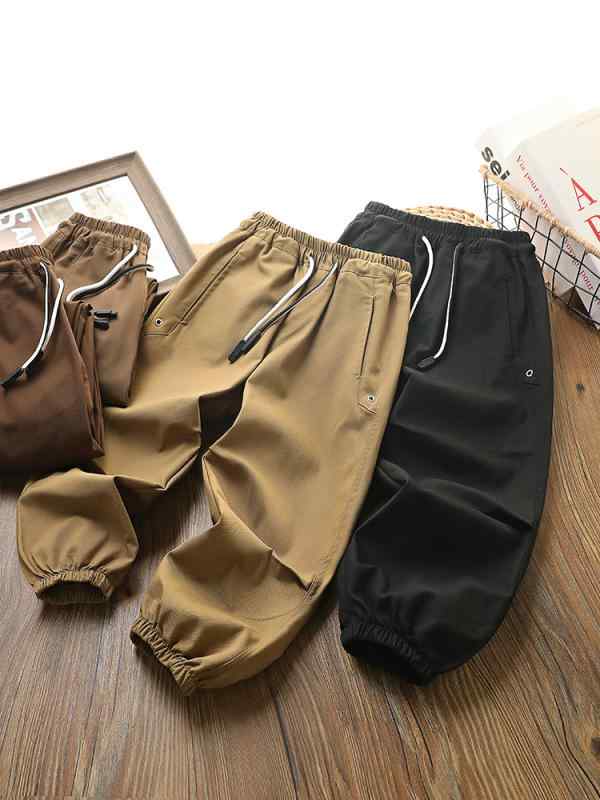 ["パンツ キッズ 男の子 ジュニア 小学生 中学生 春秋 韓国風 ウエストゴム ソフトタッチ 無地 ポリエステル カジュアル ロングパンツ 長ズボン 通学 普段着","パンツ キッズ 男の子 ジュニア 春秋 韓国風 ウエストゴム ソフトタッチ 無地 ポ