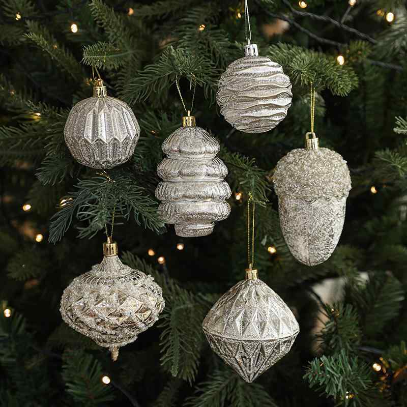 クリスマスオーナメント 高級感 プラスチック製 軽量 ライトゴールド 変形デザイン キラキラ ラインス..