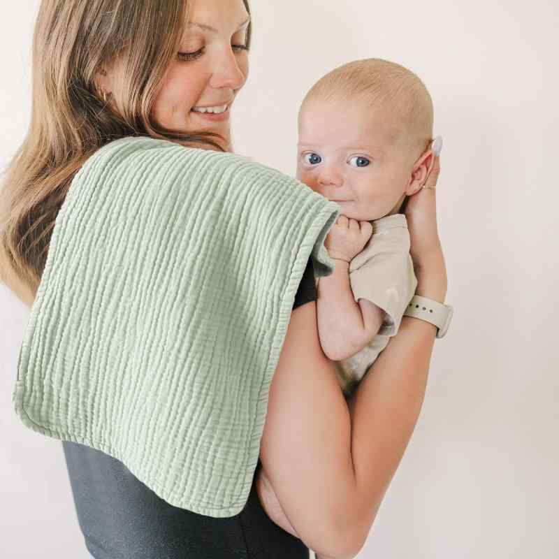 よだれかけ ビブ ベビー 新生児 男女兼用 げっぷタオル 吐き戻し対策 吸水速乾 6層ガーゼ 純綿 無地 肩掛け ふんわり やわらか 出産祝い ギフト プレゼント