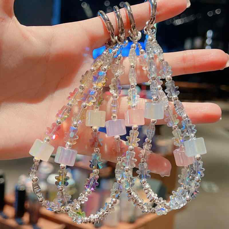 スマホストラップ 落下防止 かわいい クマ 日韓風 インスタ風 韓国ファッション 手作り ビーズ キラキラ アクリル製 チャーム キーホルダー キュート アクセサリー