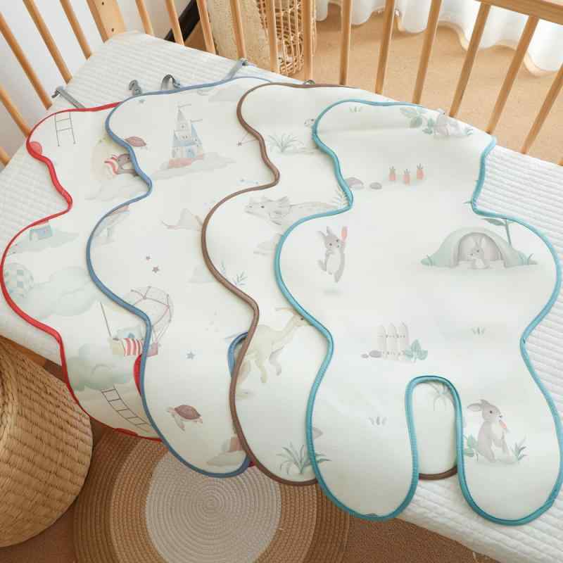 ベビー 赤ちゃん 新生児 ベビーカー 涼感シート ひんやりマット 敷きパッド 春夏用 通気性 快適 接触冷..