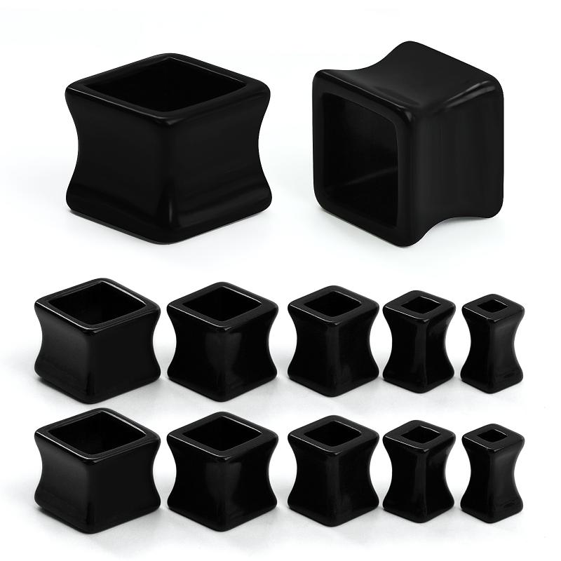 ボディピアス 男女兼用 アクリル製 透かし彫り 四角形 幾何学デザイン 軽量 イヤーゲージ 拡張器 イヤーエキスパンダー 耳たぶ 軟骨ピアス 個性派