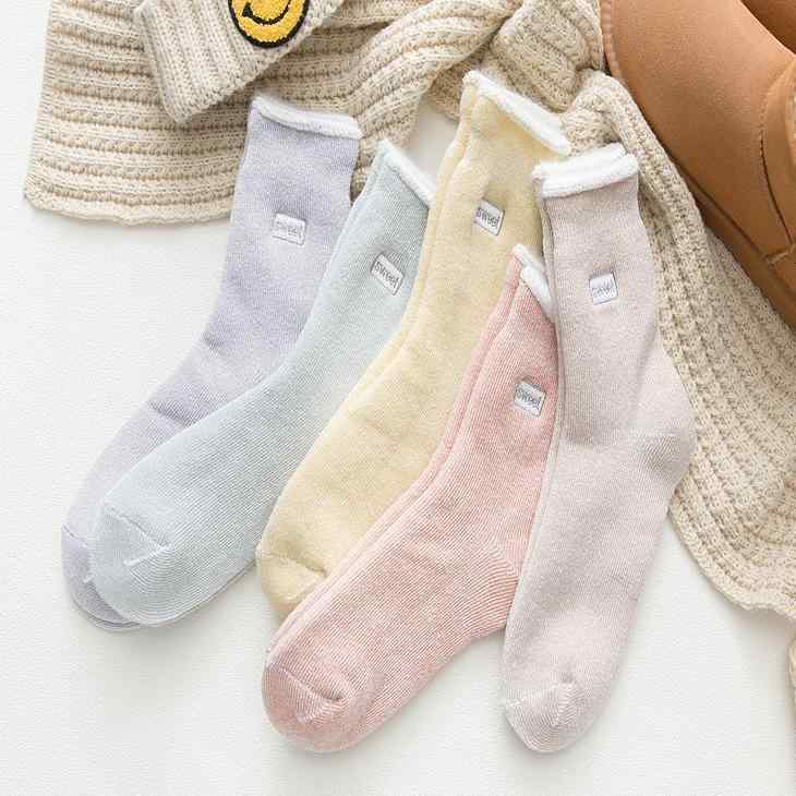 ソックス レディース 冬用 厚手 保温 吸汗 防臭 通気性 摩擦軽減 裏起毛 刺繍 ルームソックス 無地 ミ..