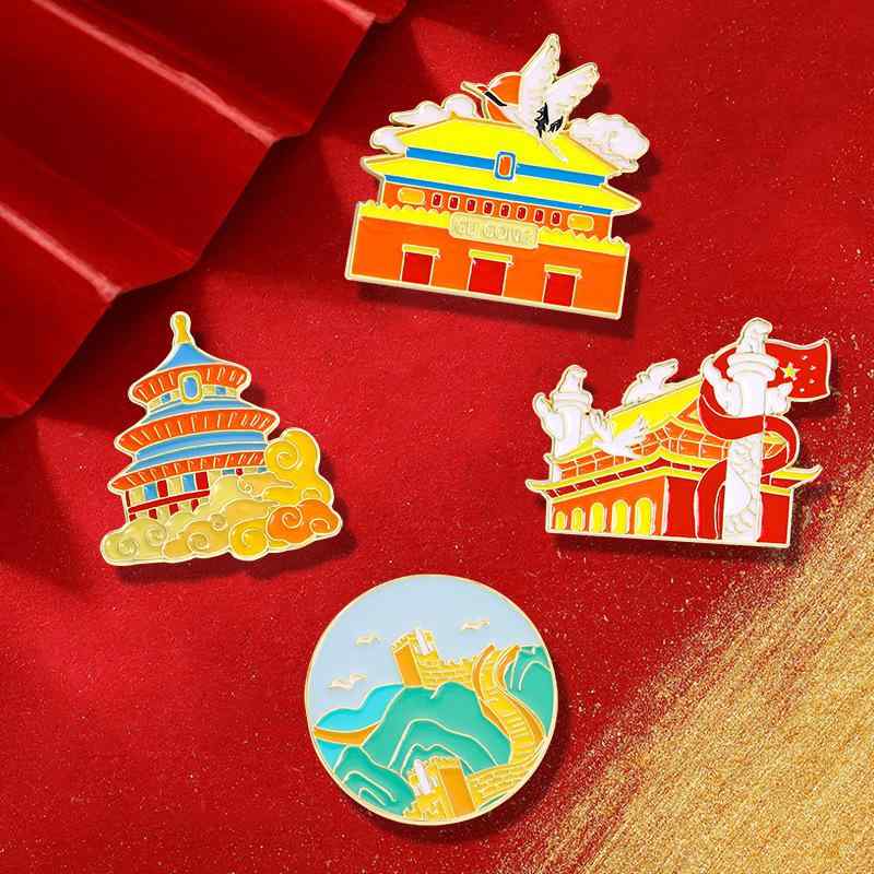ブローチ 男女兼用 北京旅行 記念 天安門 八達嶺長城 中華風 国風 合金製 滴油加工 記念品 お土産 コレ..