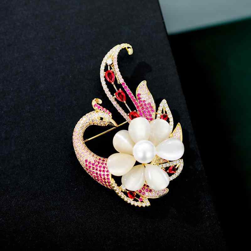 ブローチ レディース 鳳凰 高級感 ジルコニア 華やか 韓国風 上品 エレガント ファッション小物 アクセサリー 結婚式 パーティー 入学式 卒業式 フォーマル ギフト プレゼント オシャレ メンズ 兼用 ピン