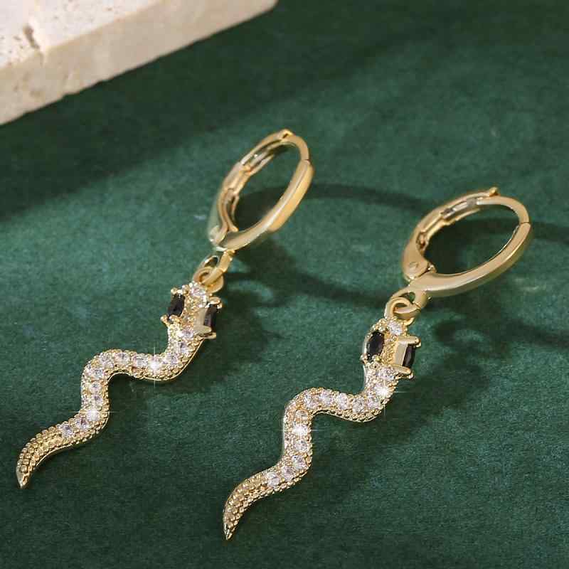 ピアス イヤリング レディース 欧米風 スネーク 蛇モチーフ ロング ゴールド 大ぶり エレガント 小顔効果 存在感 華やか