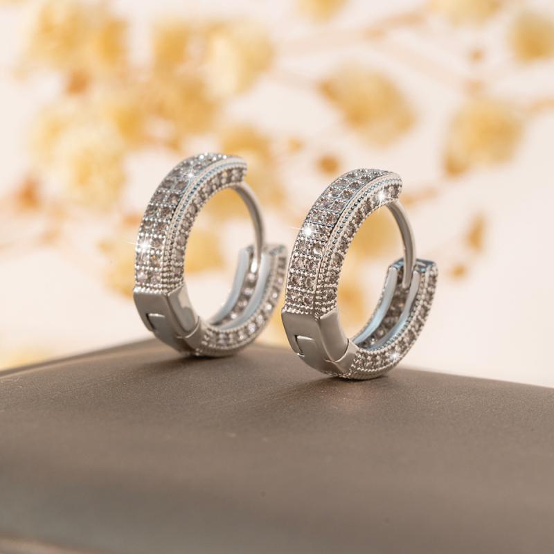 イヤーカフ 男女兼用 銅製 ジルコニア パヴェ 電気メッキ加工 円形 シルバー 豪華 エレガント オフィス カジュアル 普段使い オールシーズン フープピアス
