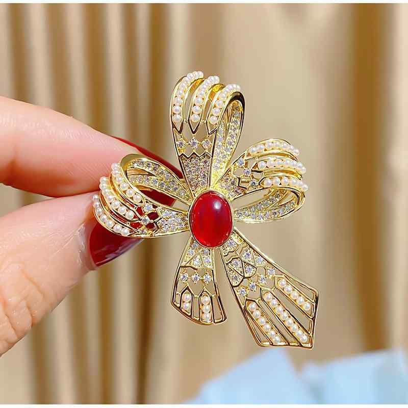 ブローチ 韓国風 エレガント 上品 レトロ クラシカル リボン ジルコニア ファッション アクセサリー 普..