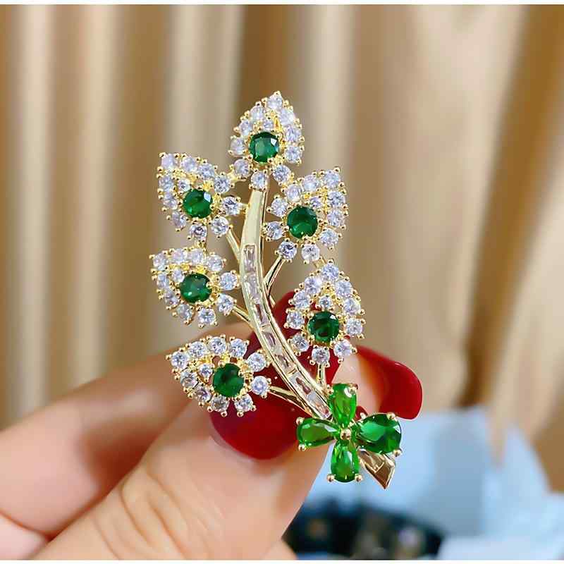 ブローチ メンズ レディース ユニセックス ジルコニア エレガント 上品 花 リーフ 蝶 バタフライ チャ..