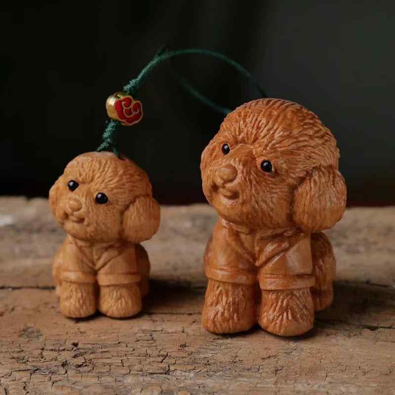 置物 崖柏木 無垢材 木彫り 犬 テディ ドッグ 彫刻 手持ち飾り 干支 縁起物 携帯ストラップ キーホルダー スマホチャーム アニマルモチーフ かわいい 開運グッズ